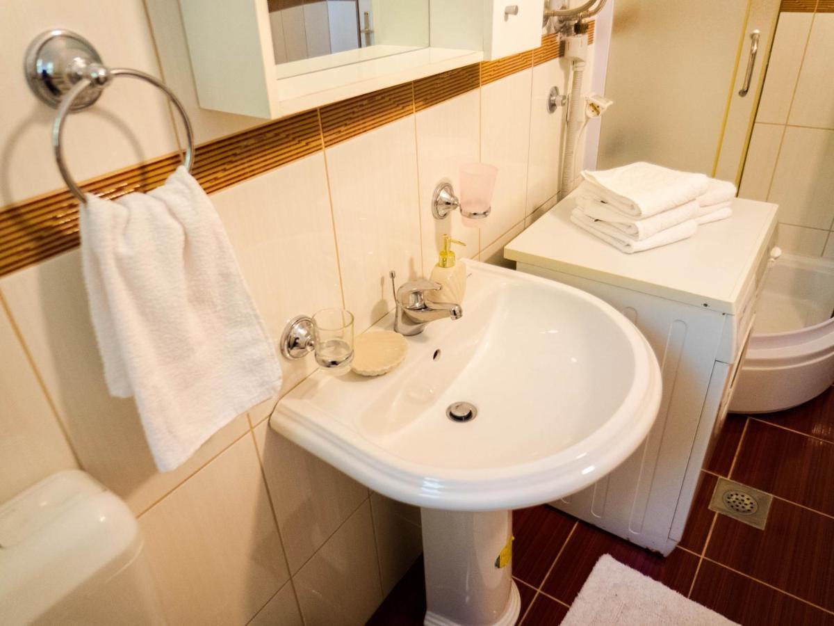 Apartment Village House Ravno Εξωτερικό φωτογραφία